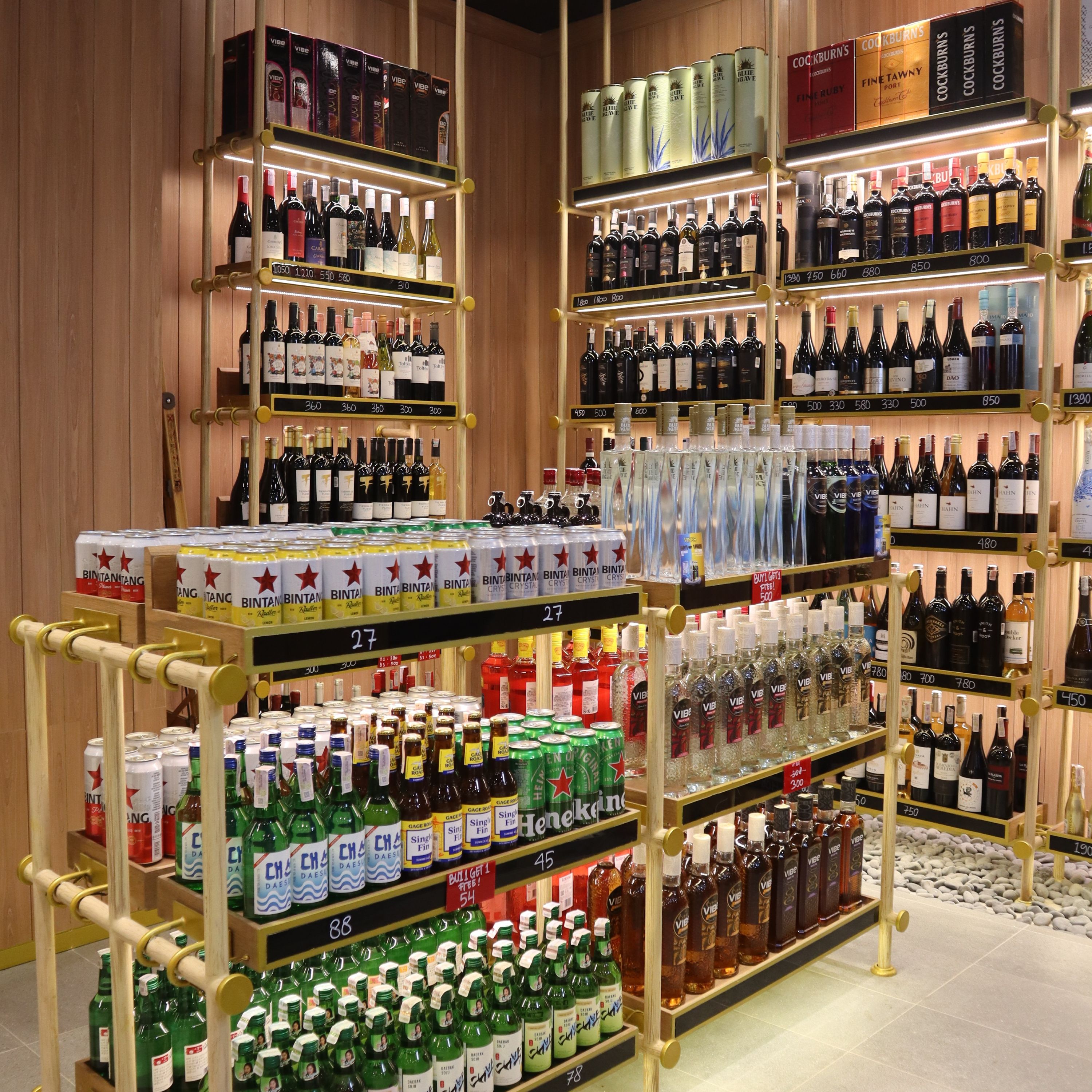 Vines K Mall Menara Jakarta Photo