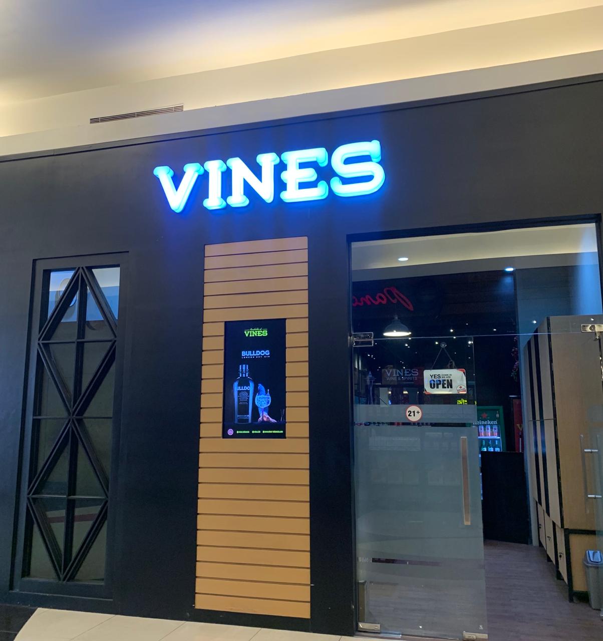 Vines Trans Studio Makassar Photo